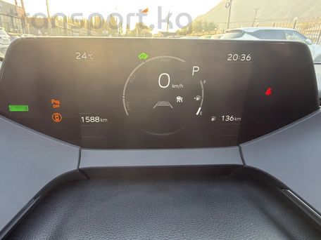 Toyota Prius v (+), 2025 — сүрөт 10