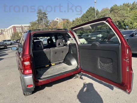 Toyota RAV4, 2004 — сүрөт 17
