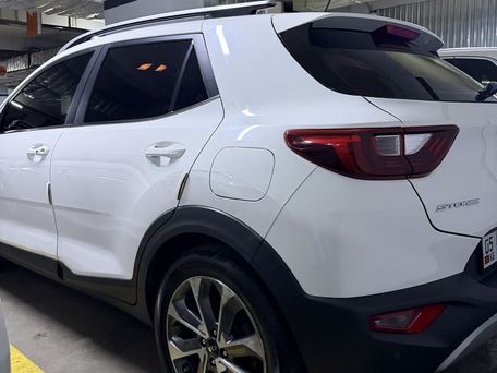 Kia Stonic, 2018 — 照片 6
