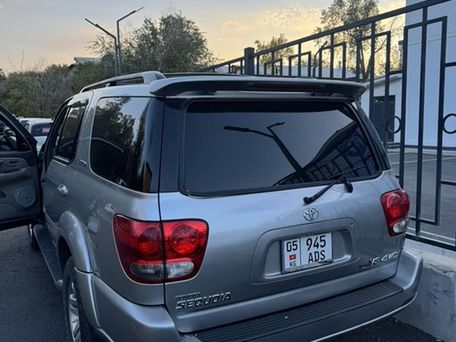 Toyota Sequoia, 2006 — photo 9