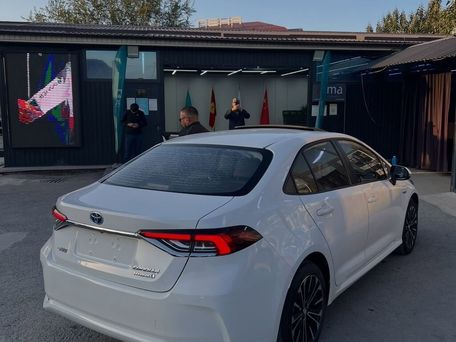 Toyota Corolla, 2021 — 照片 4