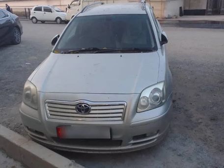 Toyota Avensis, 2003 — 照片 1