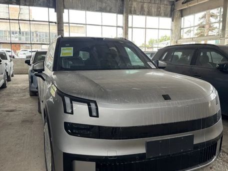 Lynk & Co 900, 2026 — 照片 1