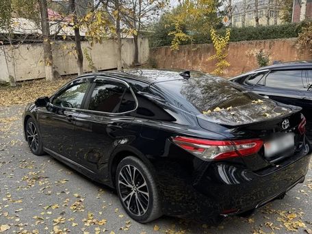 Toyota Camry, 2019 — photo 2