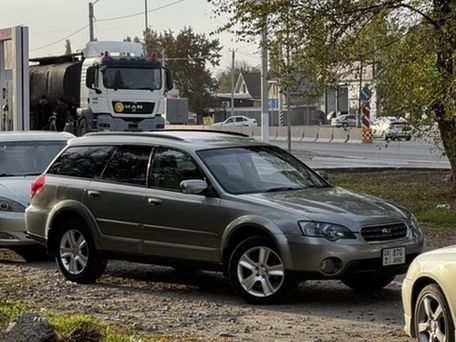 Subaru Outback, 2005 — 照片 1