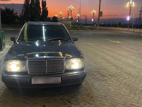 Mercedes-Benz W124, 1992 — 照片 2
