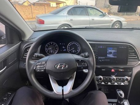 Hyundai Avante, 2019 — photo 16