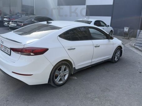 Hyundai Elantra, 2018 — 照片 4