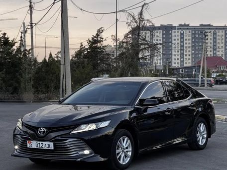 Toyota Camry, 2020 — фото 1