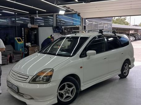 Honda Stream, 2001