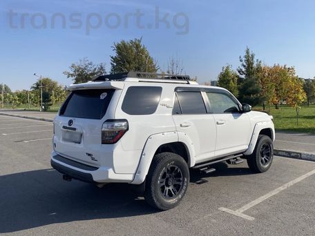 Toyota 4Runner, 2016 — фото 6