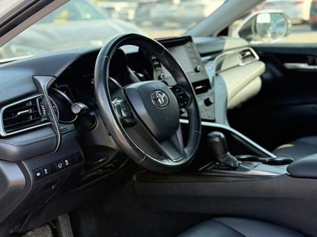 Toyota Camry, 2021 — photo 8