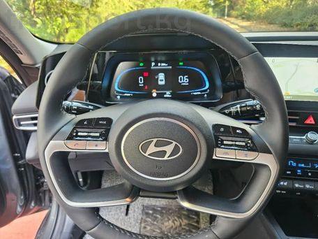 Hyundai Avante, 2024 — 照片 8