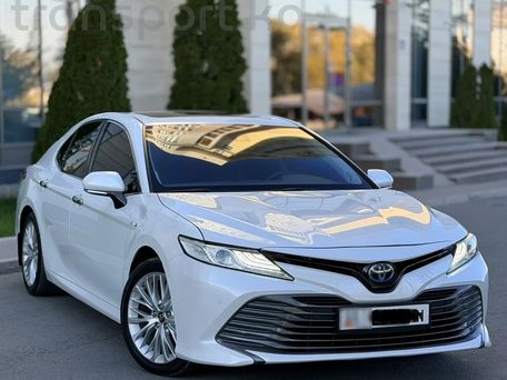 Toyota Camry, 2018 — сүрөт 2