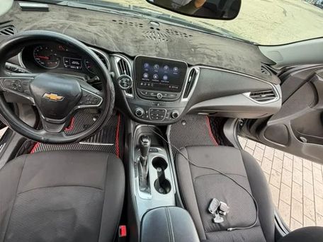 Chevrolet Malibu, 2018 — 照片 9