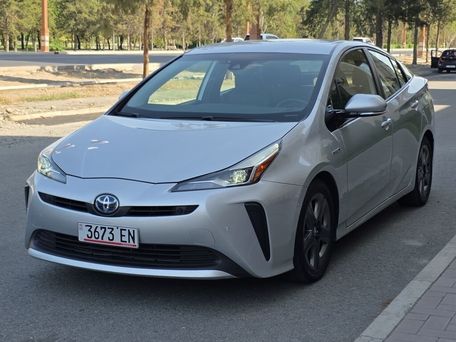 Toyota Prius, 2019 — фото 2