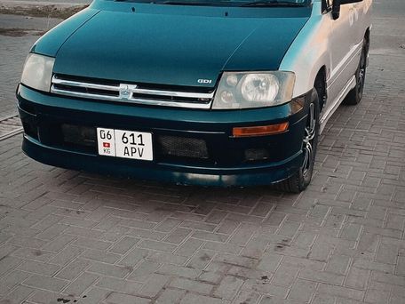 Mitsubishi Chariot, 1998 — photo 2