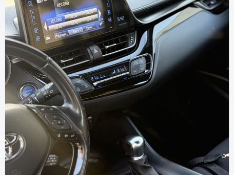 Toyota C-HR, 2019 — photo 5