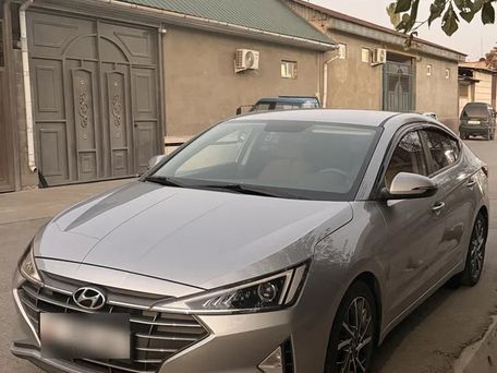 Hyundai Avante, 2020 — photo 1