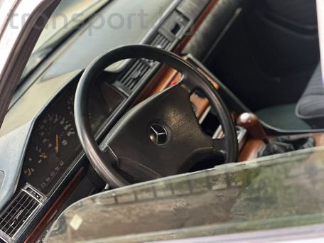 Mercedes-Benz W124, 1992 — сүрөт 10