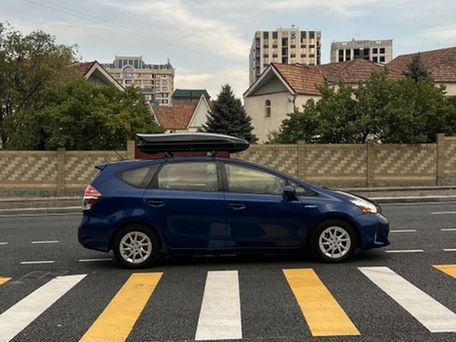 Toyota Prius v (+), 2016 — фото 8
