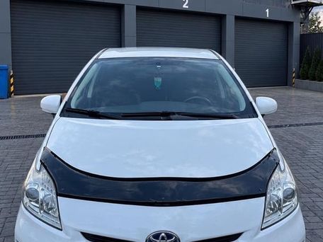 Toyota Prius, 2015 — фото 5