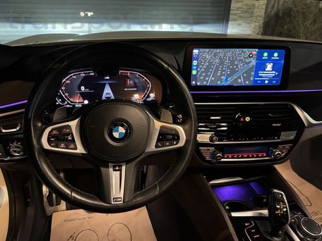BMW 5 серии, 2021 — 照片 8