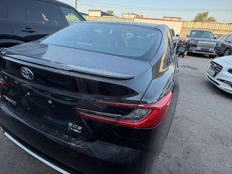 Toyota Camry, 2026 — photo 2