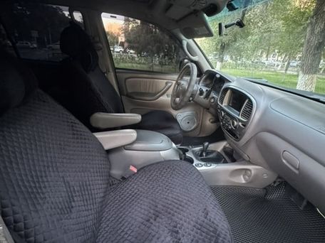 Toyota Sequoia, 2001 — сүрөт 5