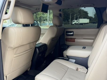 Toyota Sequoia, 2020 — 照片 9