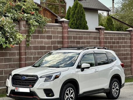 Subaru Forester, 2022 — фото 1