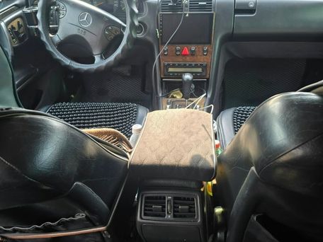 Mercedes-Benz E-Класс, 2002 — 照片 3