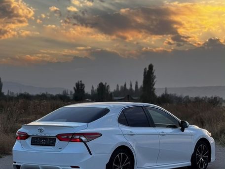 Toyota Camry, 2017 — 照片 5