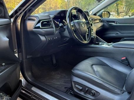 Toyota Camry, 2021 — 照片 7