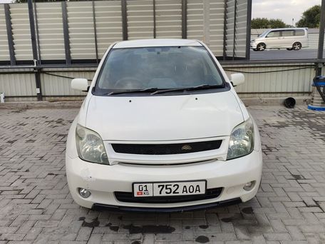 Toyota Ist, 2002 — сүрөт 1