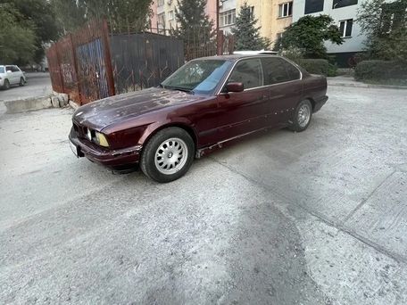 BMW 5 серии, 2016