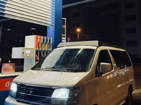 Nissan Elgrand, 1998 — фото 14