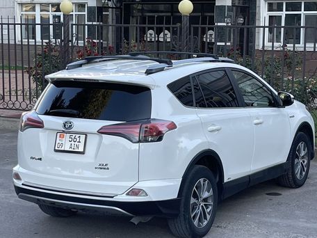 Toyota RAV4, 2018 — фото 4