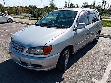 Toyota Ipsum, 1998 — фото 3