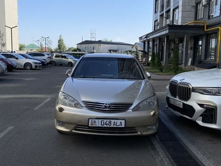 Toyota Camry, 2005 — сүрөт 2