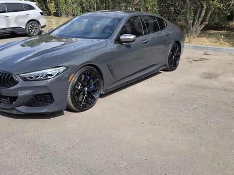 BMW 8 серии, 2022