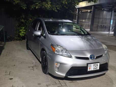 Toyota Prius, 2015 — фото 1