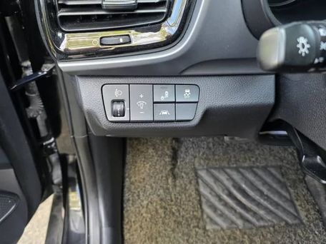 Kia Stonic, 2018 — 照片 5