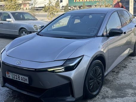 Toyota bZ3, 2023 — 照片 2