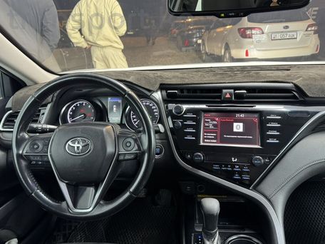 Toyota Camry, 2018 — фото 4
