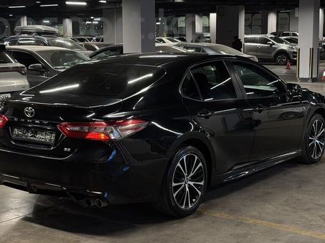 Toyota Camry, 2018 — 照片 4