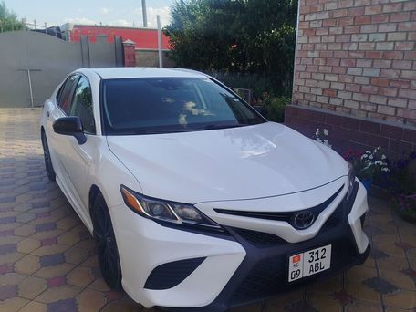 Toyota Camry, 2020 — 照片 1