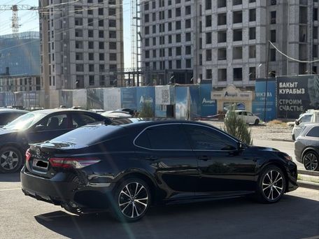 Toyota Camry, 2018 — фото 10