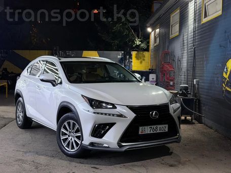 Lexus NX, 2016