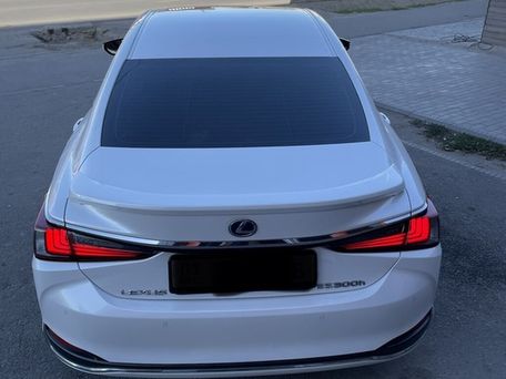 Lexus ES, 2022 — photo 3